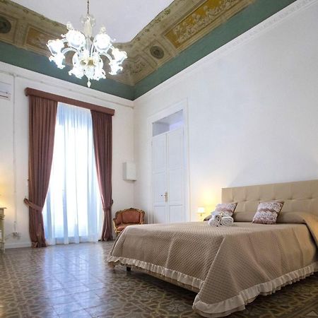 Terre D'Oro, Appartamento Di Lusso In Centro Citta Палермо Екстериор снимка