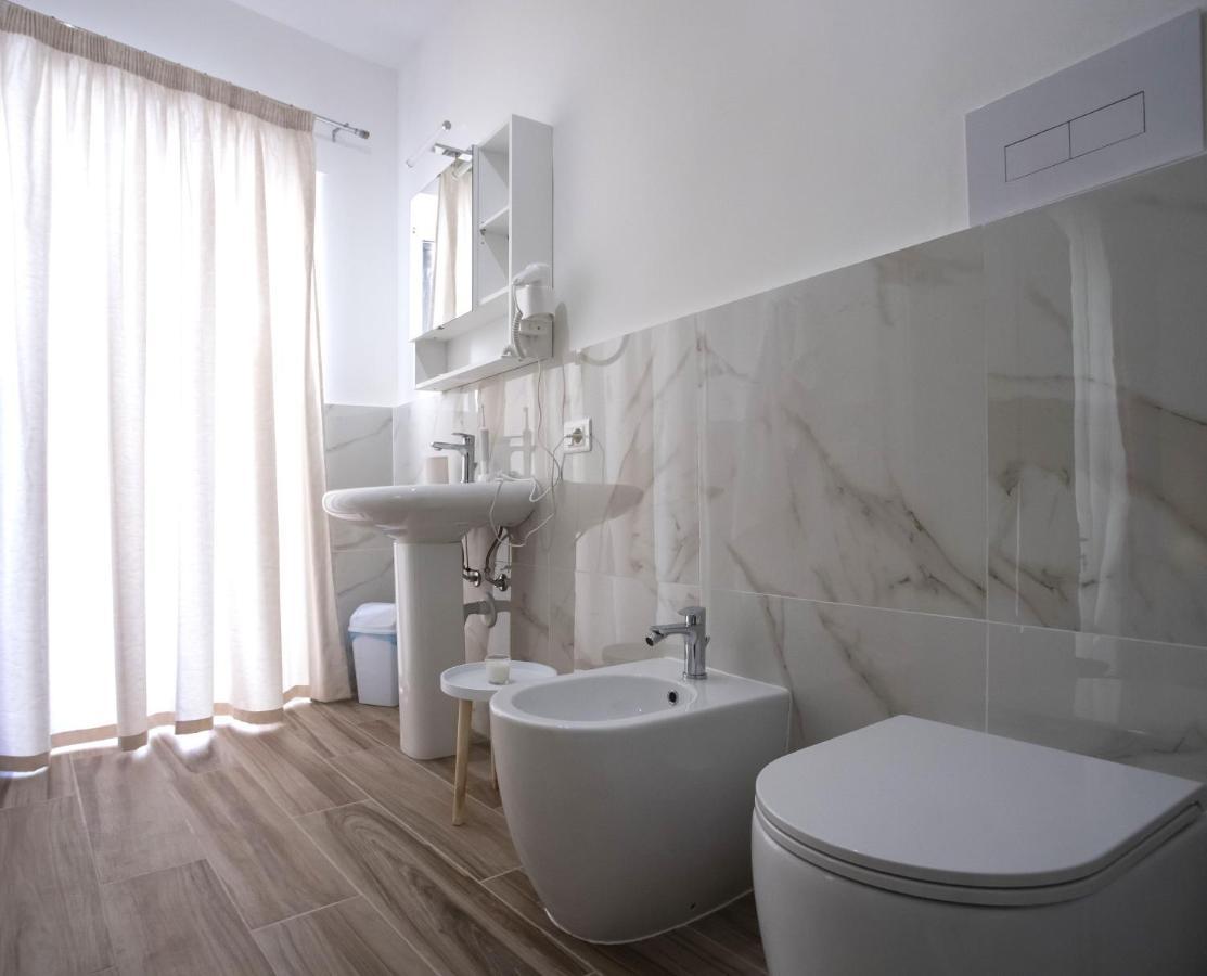 Terre D'Oro, Appartamento Di Lusso In Centro Citta Палермо Екстериор снимка